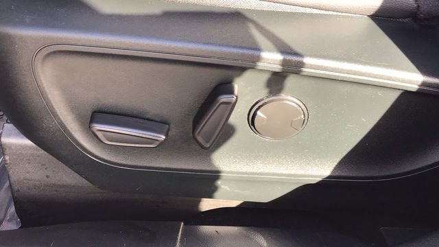 Certified 2022 Ford Escape Titanium image 20