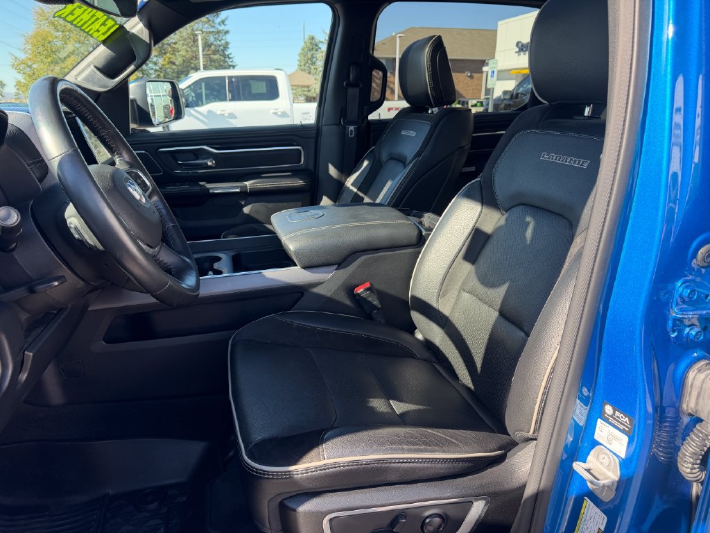 Used 2022 RAM 1500 Laramie AWD/4WD image 15