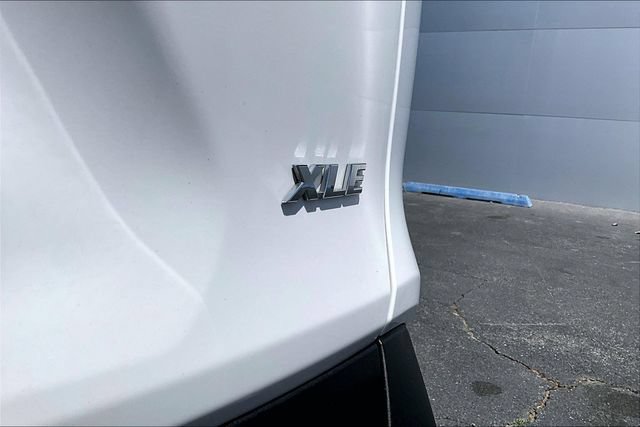 Used 2024 Toyota RAV4 XLE FWD image 8