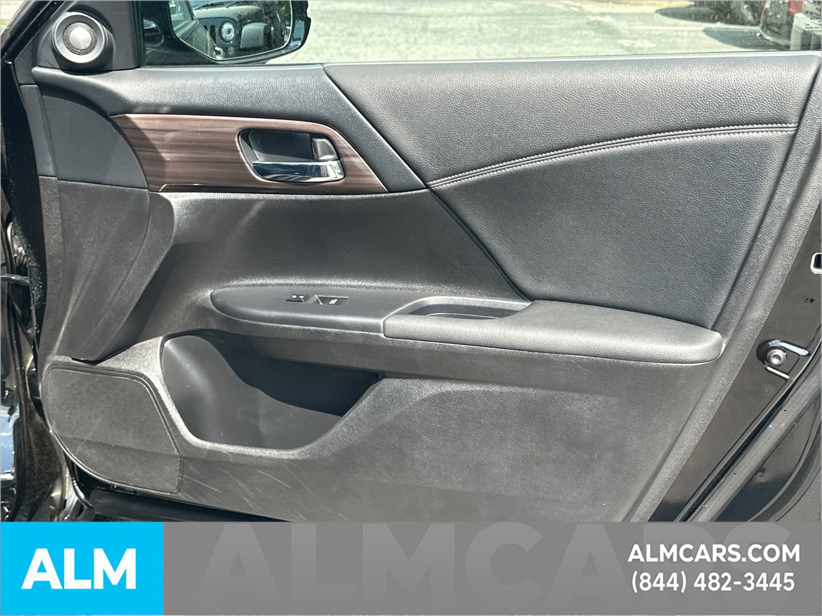 Used 2017 Honda Accord EX-L image 16