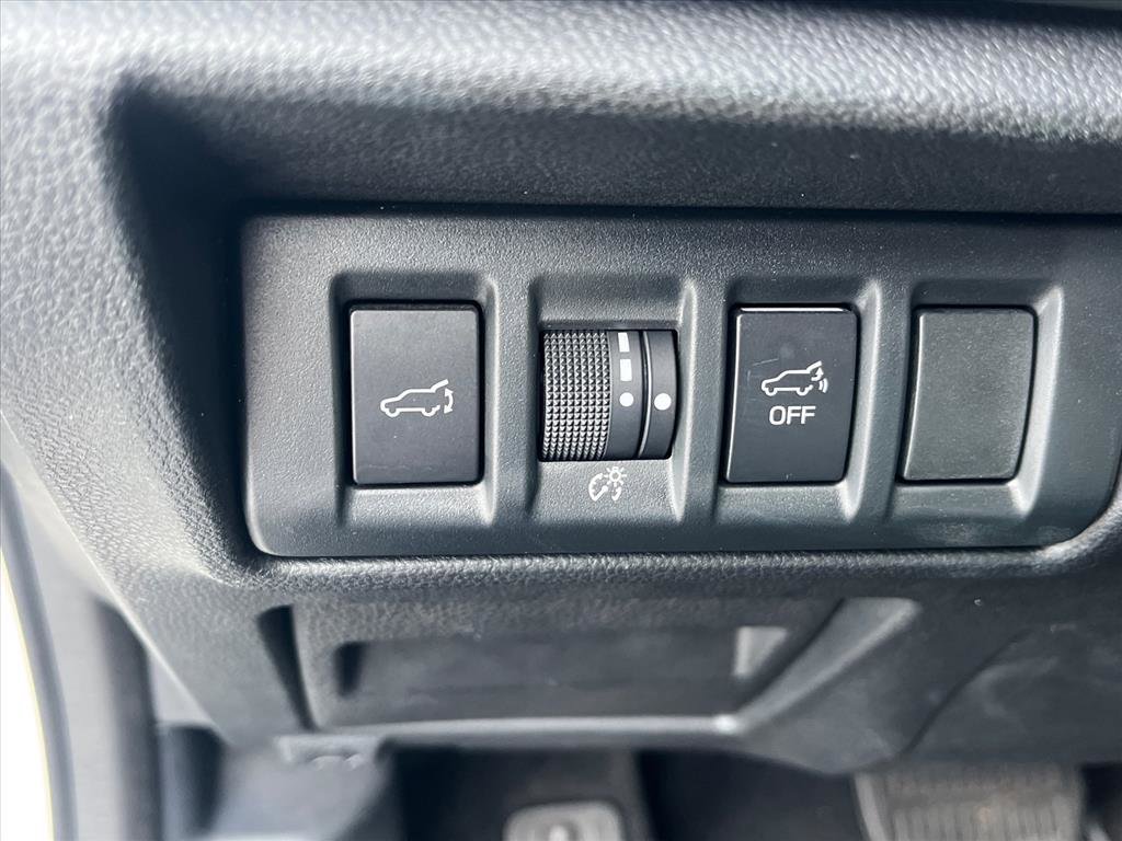 Used 2022 Subaru Outback Limited image 15