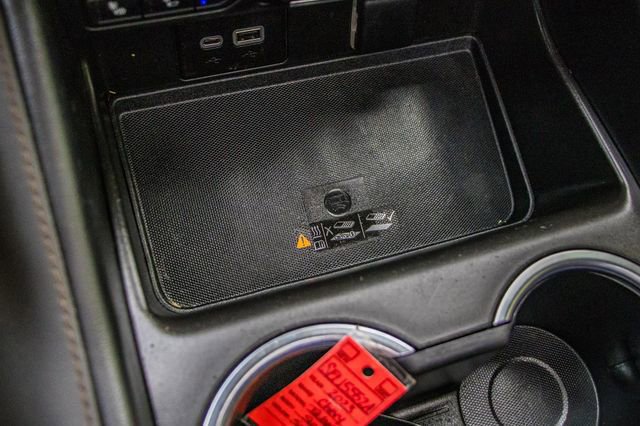 Used 2023 Chevrolet Tahoe High Country image 40