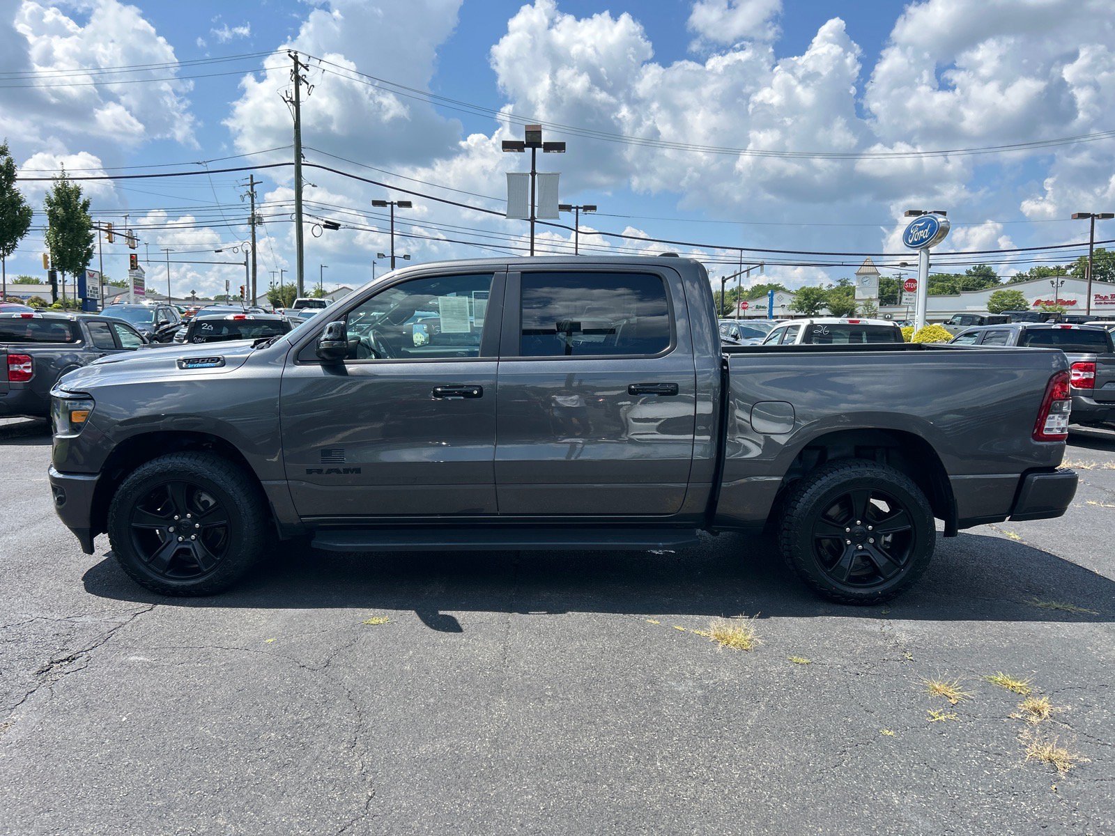 Used 2023 RAM 1500 Big Horn AWD/4WD image 4