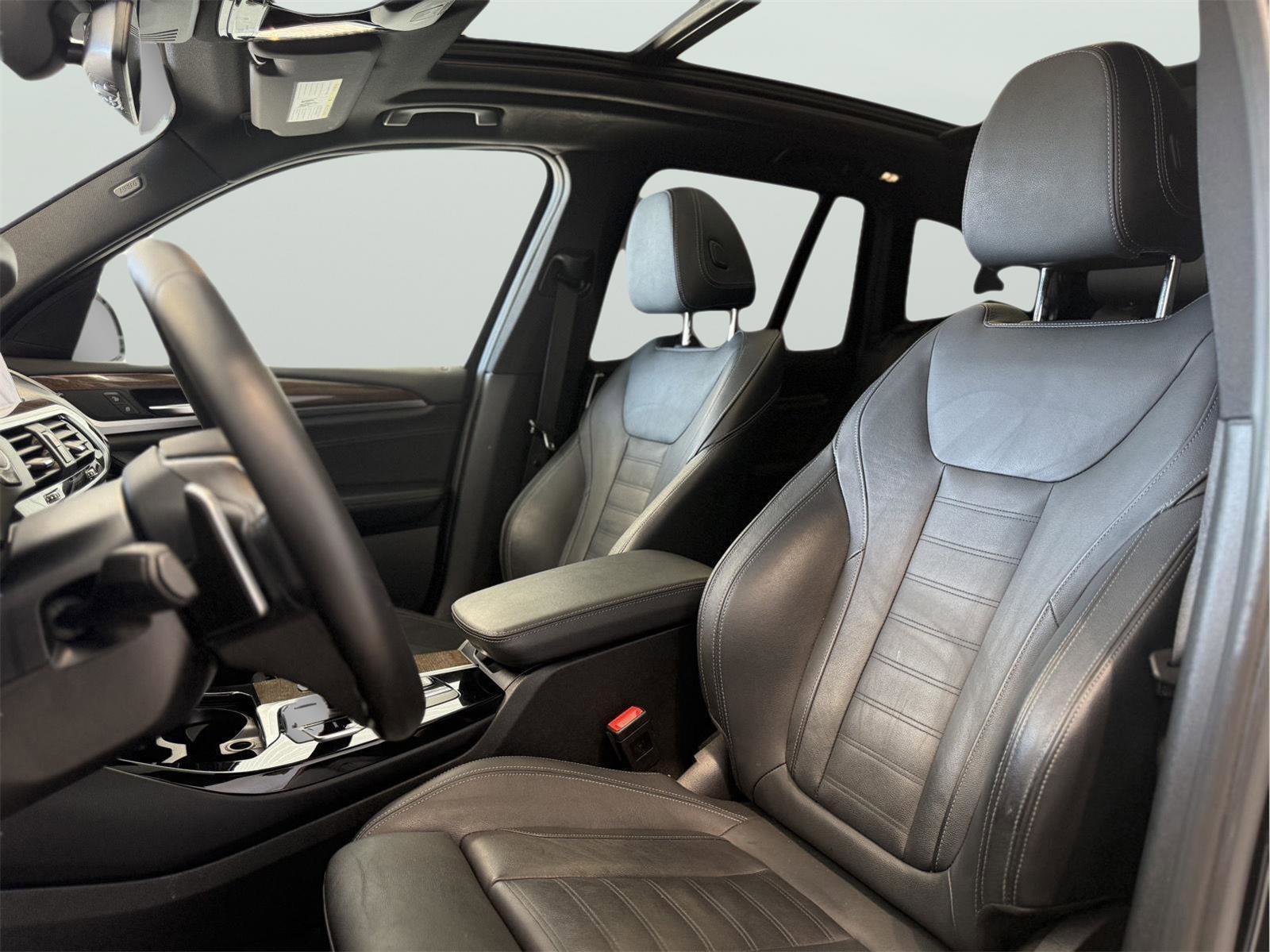 Used 2019 BMW X3 sDrive30i w/ Driving Assistance Package image 9