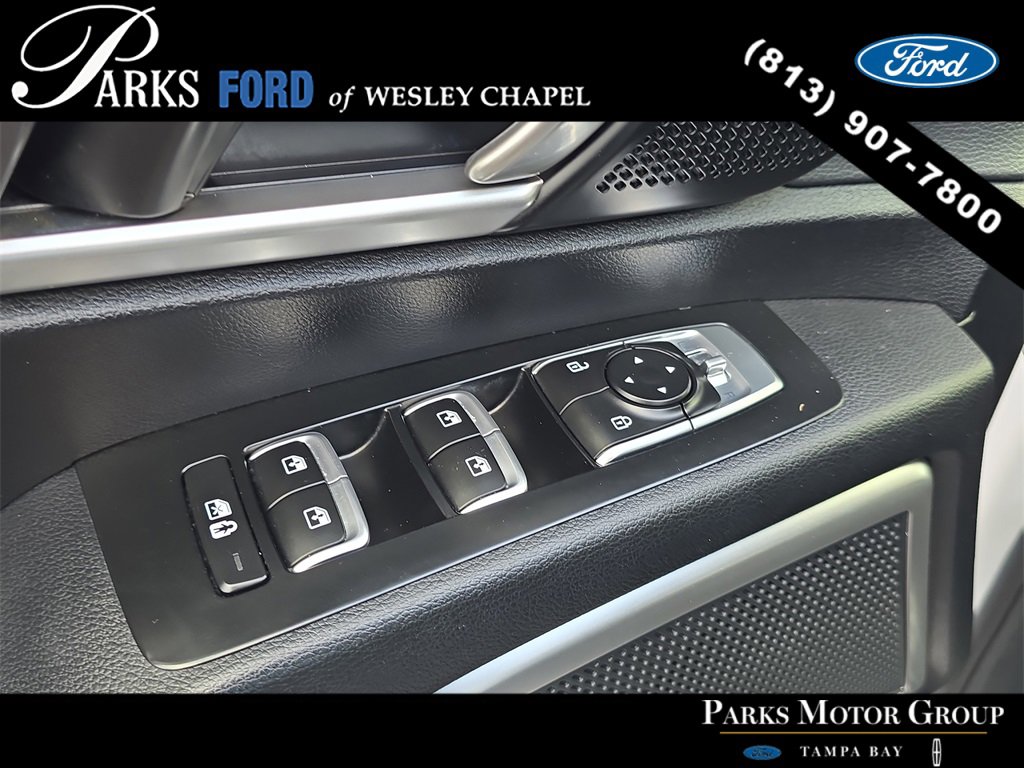 Used 2024 Kia Telluride S image 19