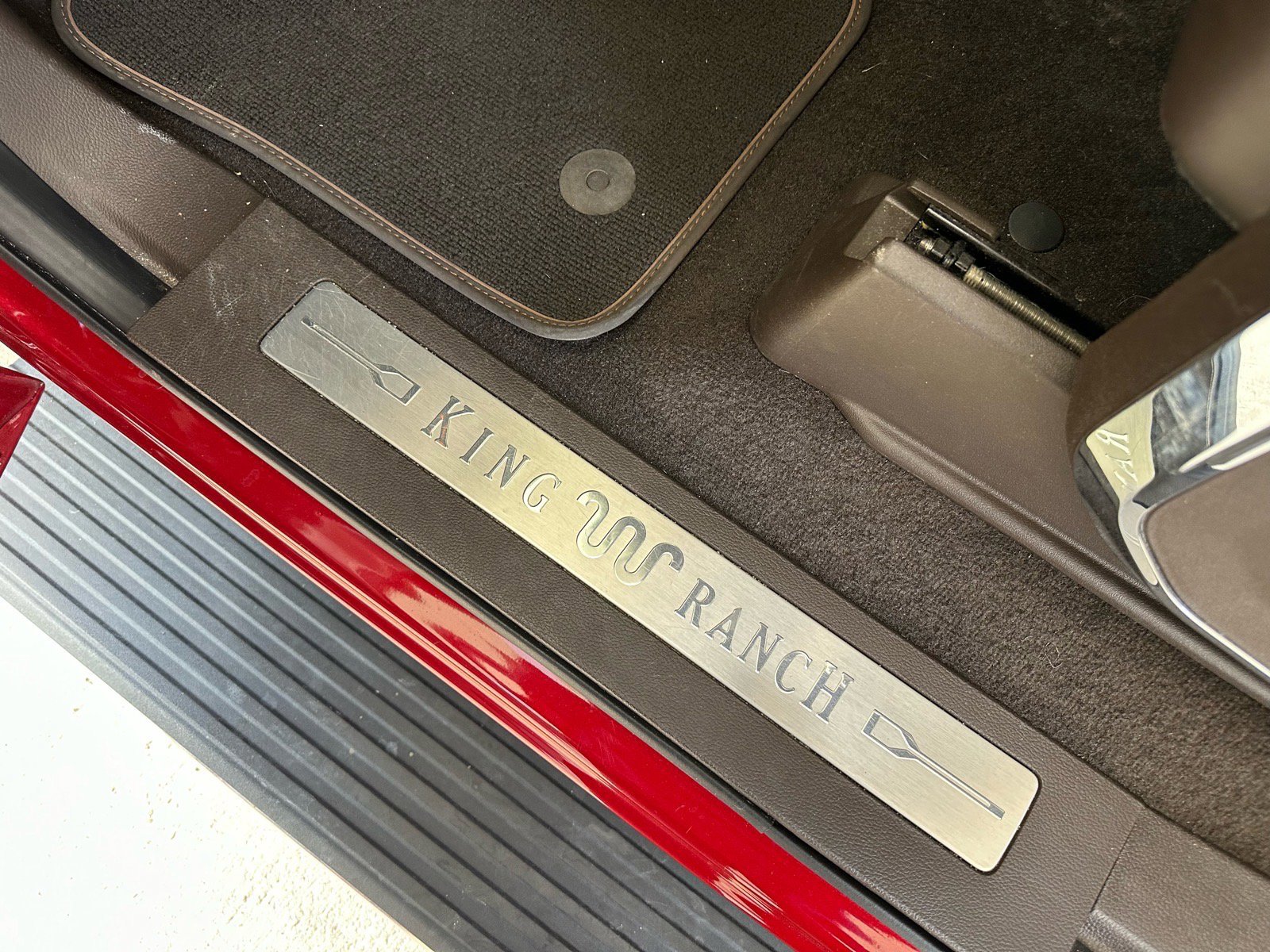 Certified 2023 Ford F150 King Ranch w/ Equipment Group 601A High image 28