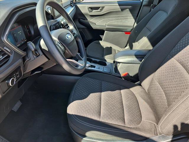 Certified 2025 Ford Escape Active AWD/4WD image 10