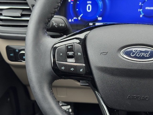 Certified 2022 Ford Escape SEL w/ Technology Package image 28