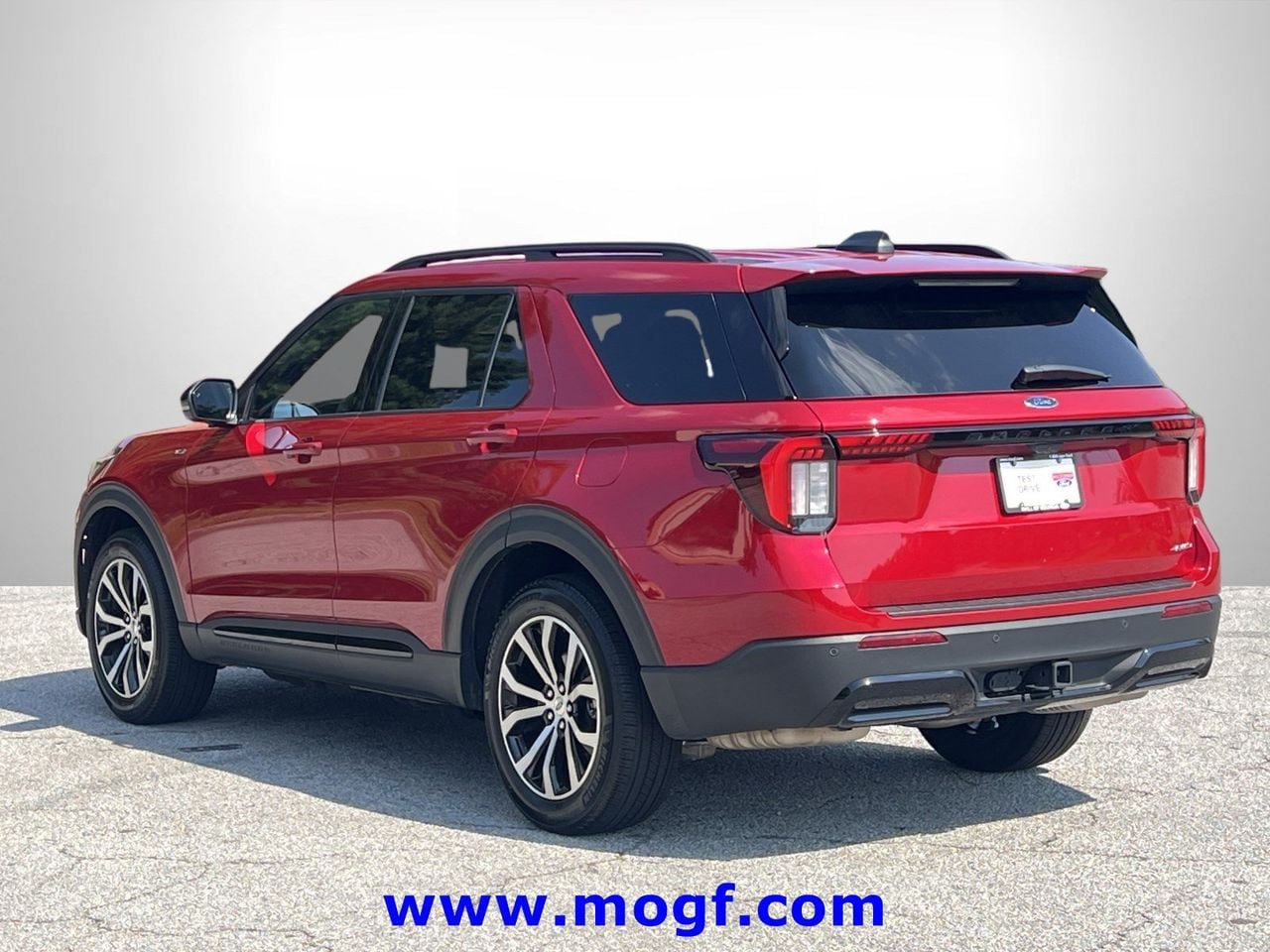 Certified 2025 Ford Explorer ST-Line AWD/4WD video 2