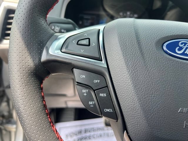 Certified 2024 Ford Edge ST-Line AWD/4WD image 9