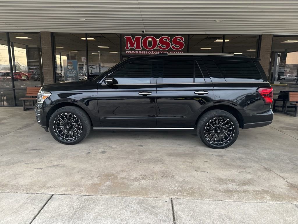 Certified 2023 Ford Expedition Limited image 2