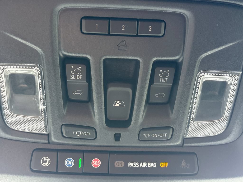 Used 2025 Chevrolet Silverado 1500 ZR2 w/ Technology Package AWD/4WD image 41