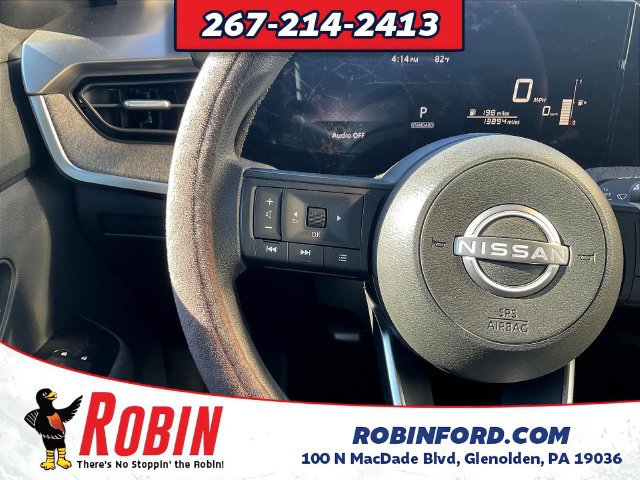 Used 2025 Nissan Kicks SV AWD/4WD image 13