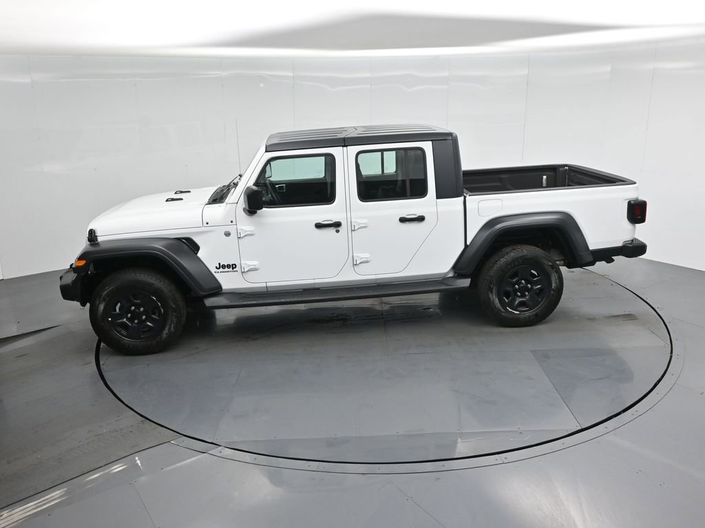 Used 2020 Jeep Gladiator Sport image 41