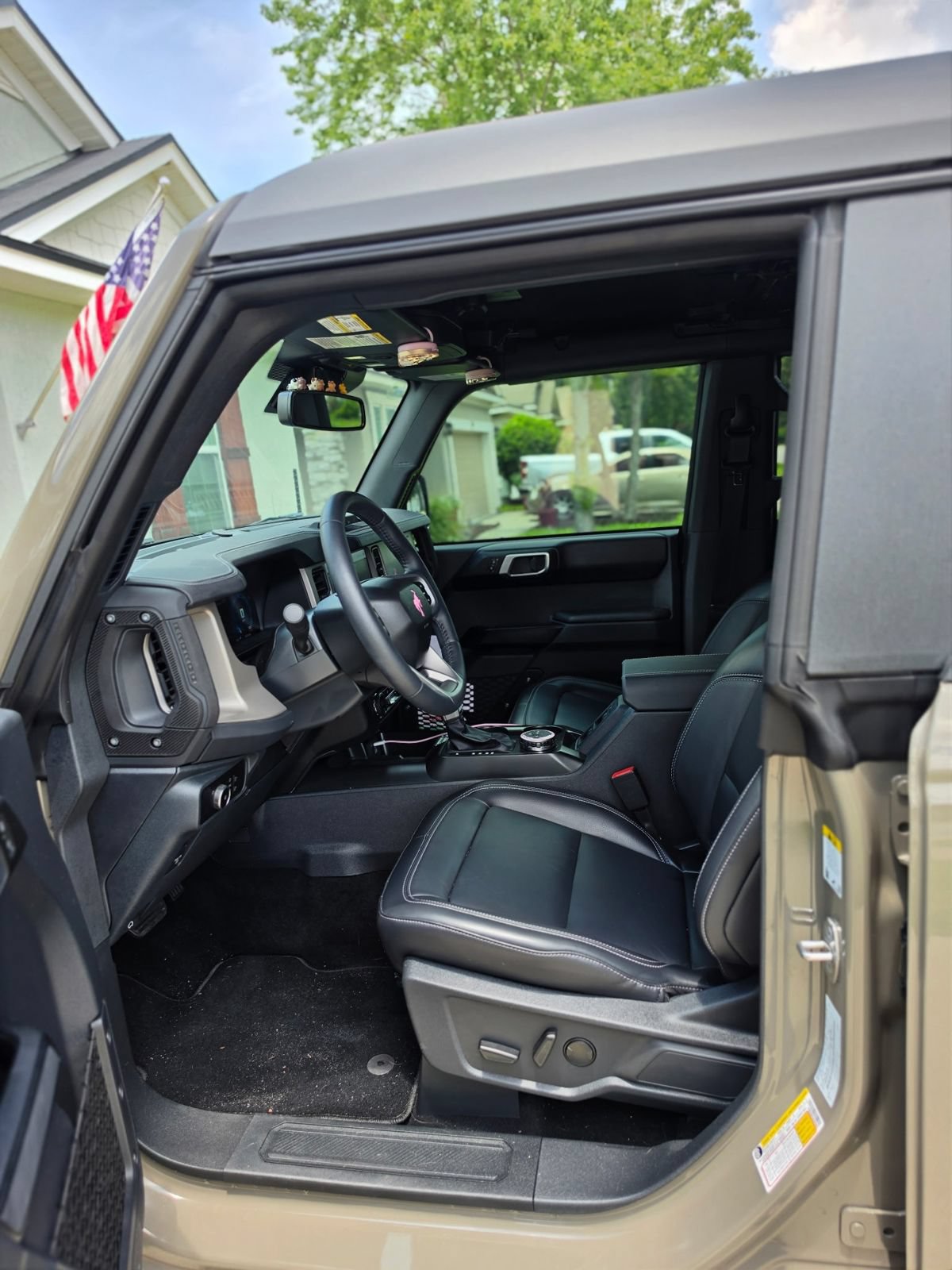 Certified 2025 Ford Bronco Outer Banks AWD/4WD image 4