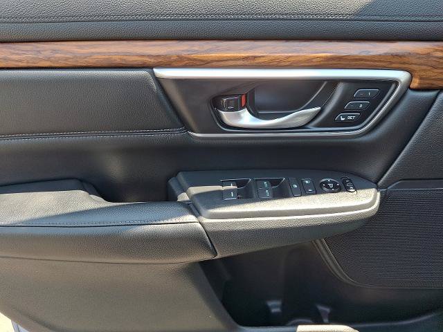 Used 2020 Honda CR-V Touring image 12
