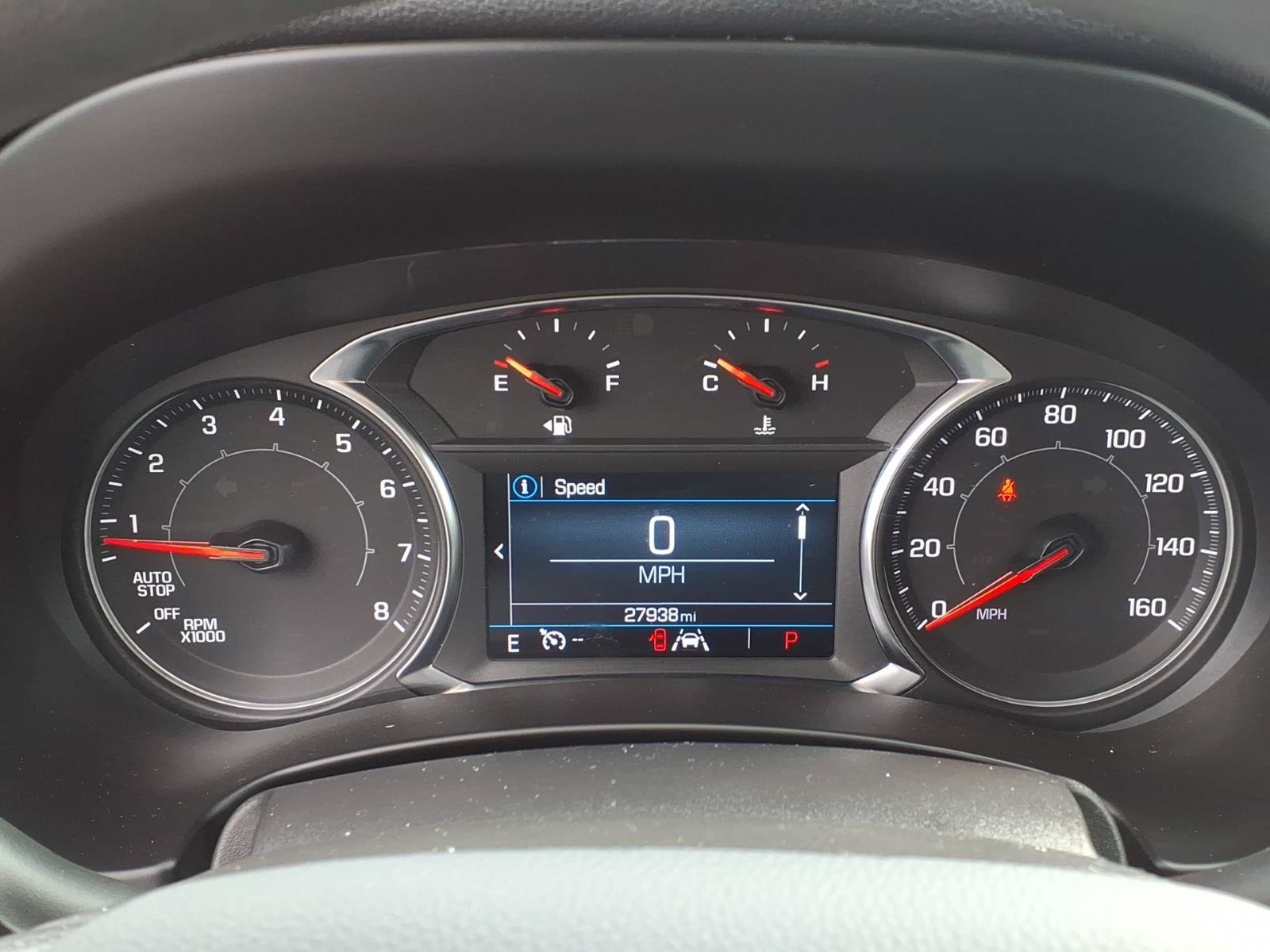 Used 2024 GMC Terrain SLE w/ Driver Convenience Package FWD image 15