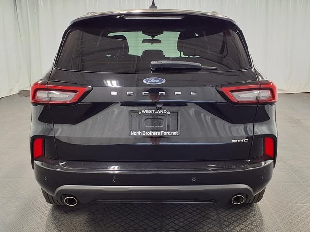 Certified 2024 Ford Escape ST-Line w/ Tech Pack #1 AWD/4WD image 23
