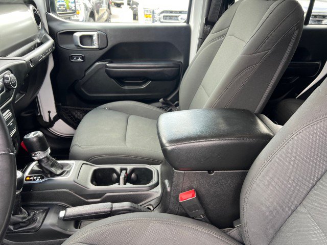 Used 2018 Jeep Wrangler Unlimited Sport S AWD/4WD image 16