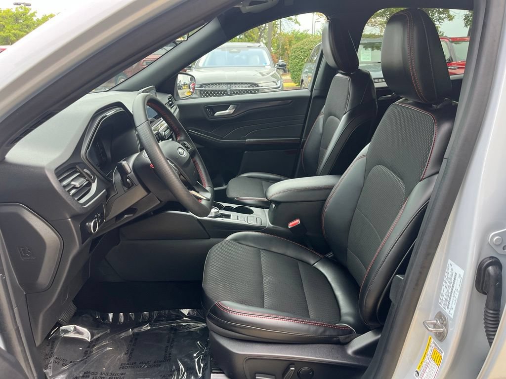 Certified 2026 Ford Escape ST-Line AWD/4WD image 23
