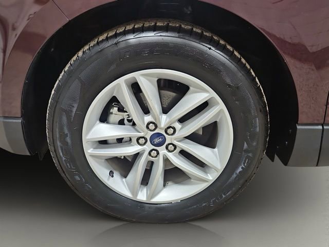 Certified 2018 Ford Edge SEL w/ Equipment Group 201A FWD image 19