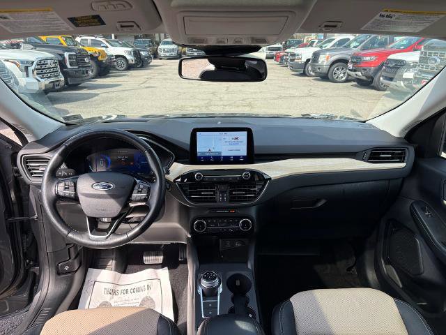 Certified 2022 Ford Escape Titanium w/ Titanium Elite Package image 12