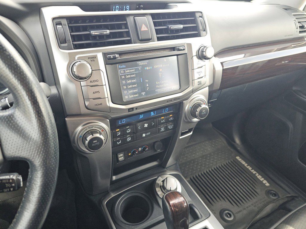 Used 2018 Toyota 4Runner Limited AWD/4WD image 33