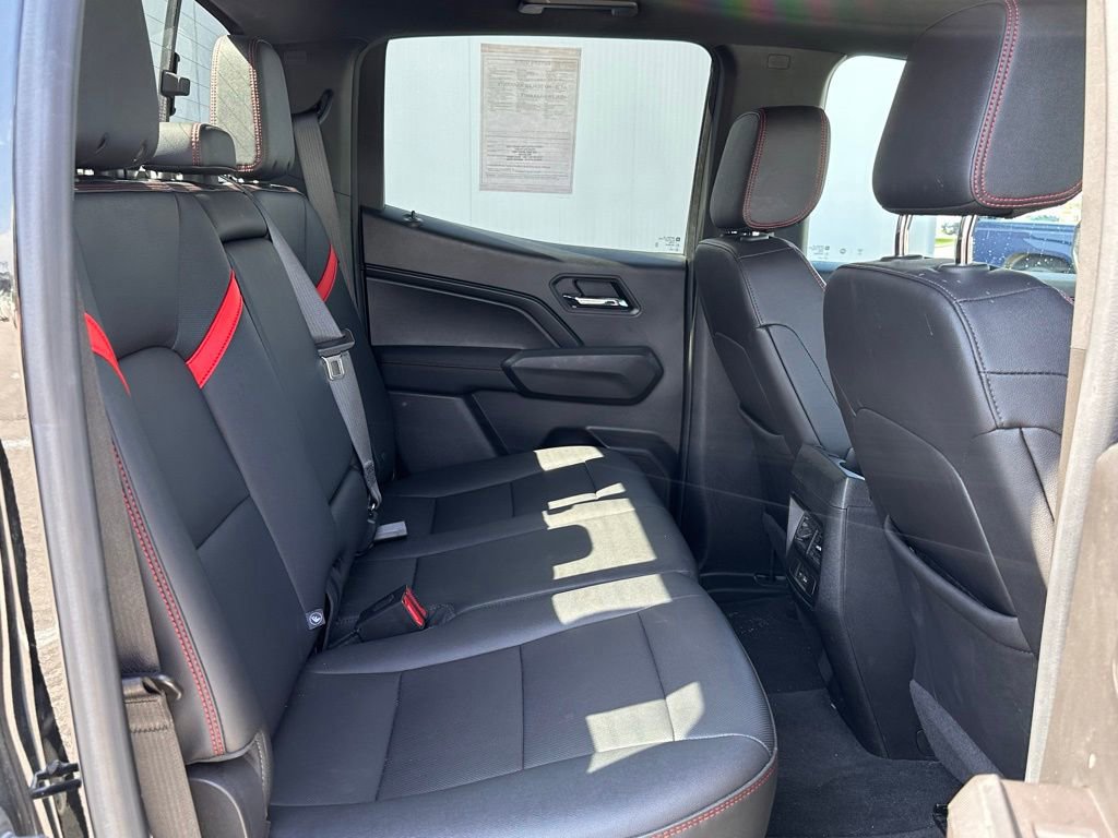 Used 2023 Chevrolet Colorado Z71 w/ Z71 Convenience Package 2 image 18
