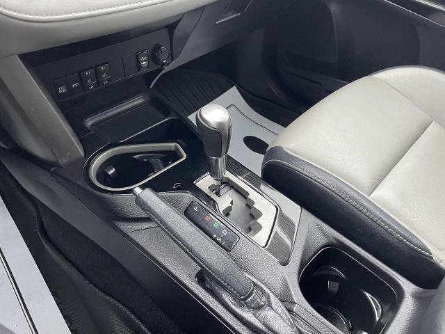 Used 2018 Toyota RAV4 Limited image 30