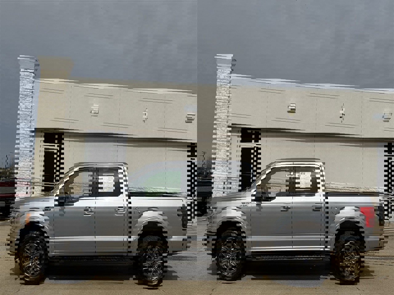 Certified 2020 Ford F150 Lariat image 3