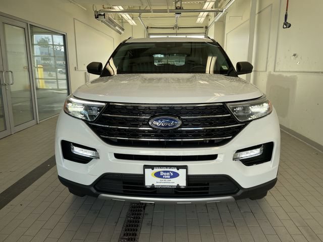 Certified 2023 Ford Explorer XLT w/ Equipment Group 202A AWD/4WD image 16