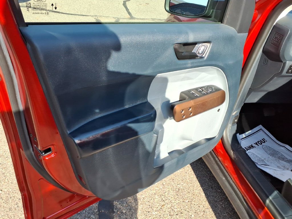 Certified 2024 Ford Maverick Lariat FWD image 12