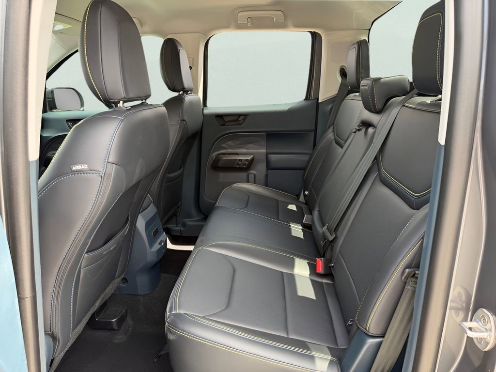 Certified 2025 Ford Maverick Lobo AWD/4WD image 20