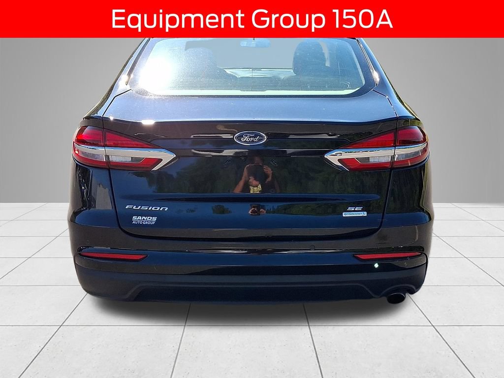 Certified 2019 Ford Fusion SE FWD image 5
