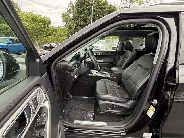 Certified 2021 Ford Explorer Limited w/ Hybrid Equipment Group 310A AWD/4WD image 20