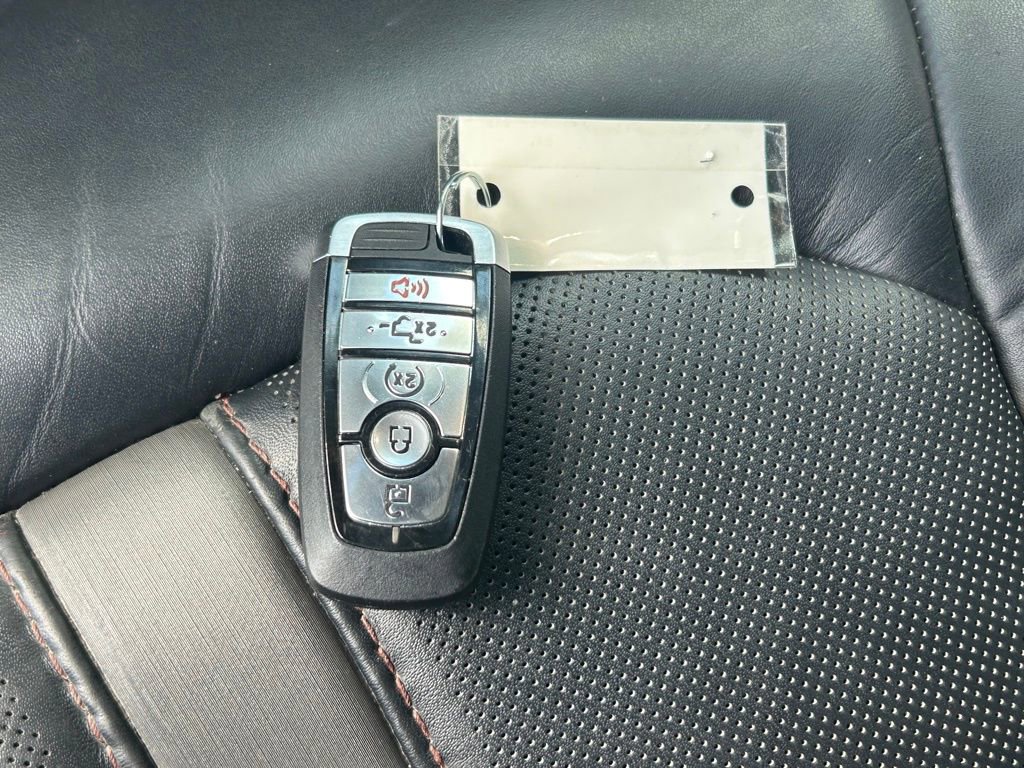 Certified 2021 Ford F450 Platinum w/ FX4 Off-Road Package image 49