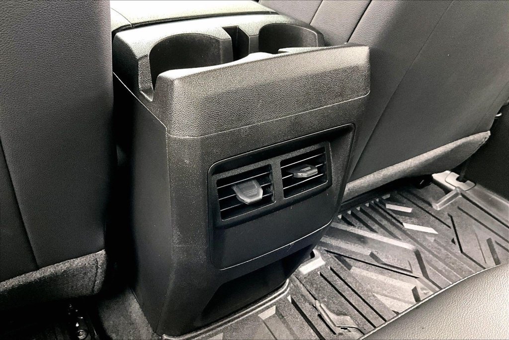 Used 2026 Chevrolet Colorado Trail Boss AWD/4WD image 34