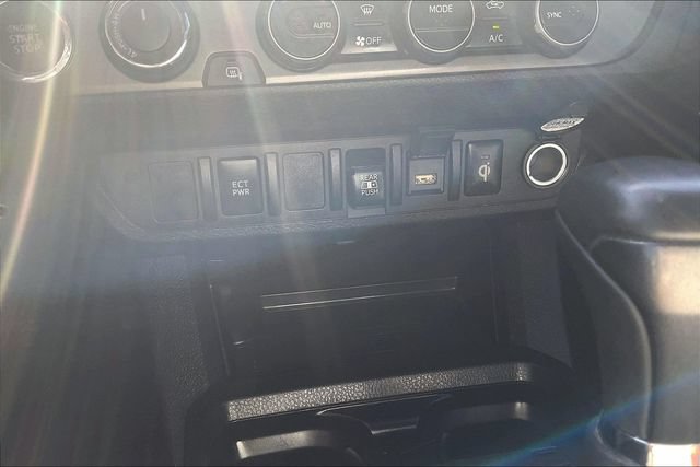 Used 2023 Toyota Tacoma 4x4 Double Cab image 33