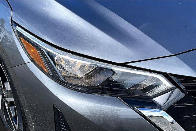 Used 2024 Nissan Sentra SV FWD image 29