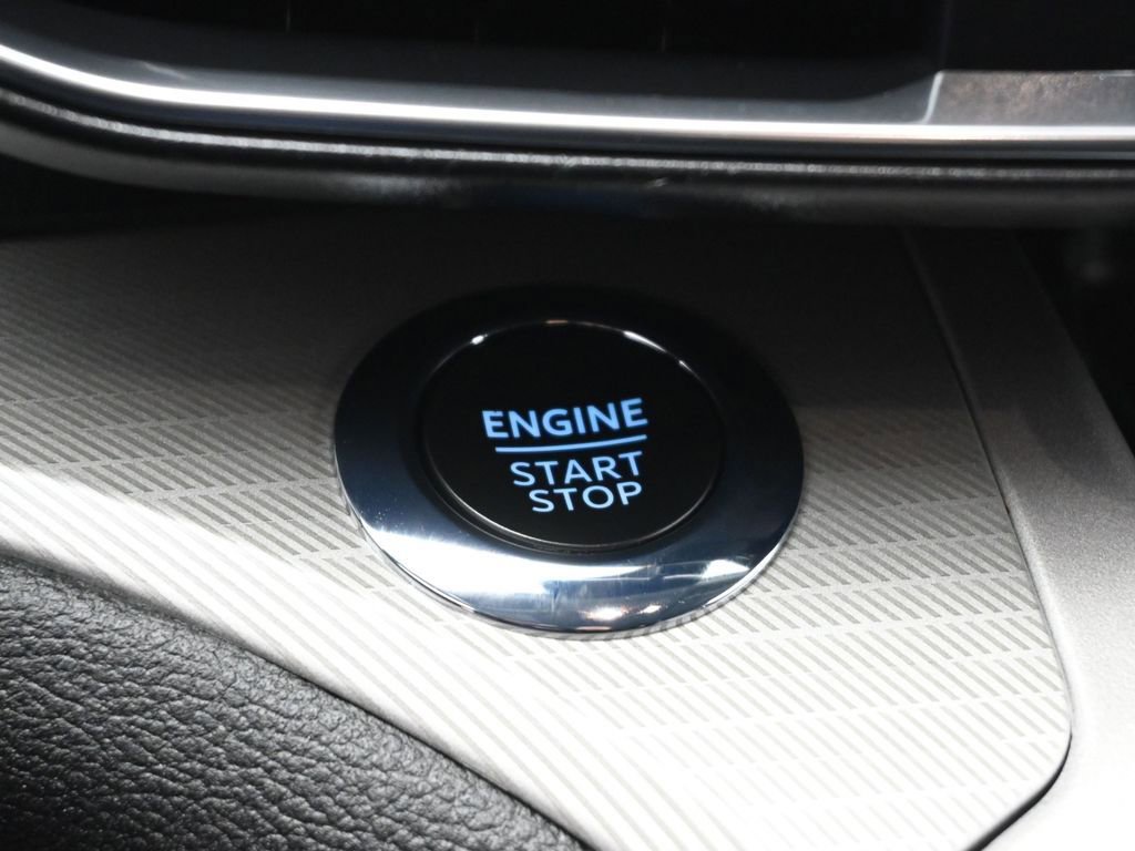 Certified 2023 Ford Explorer XLT w/ Equipment Group 202A image 14