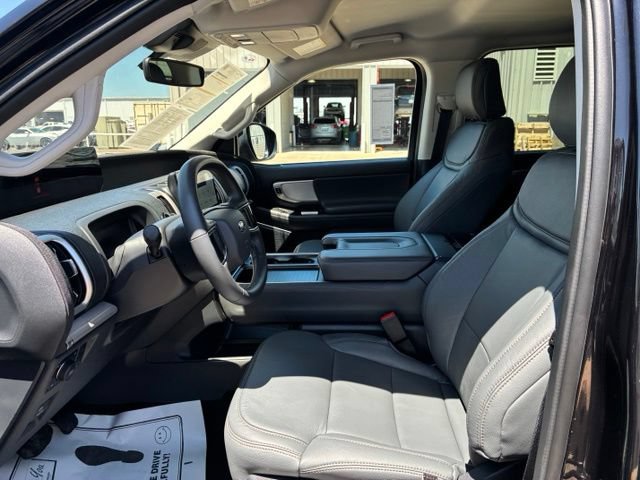 Certified 2025 Ford Expedition Max Active AWD/4WD image 7