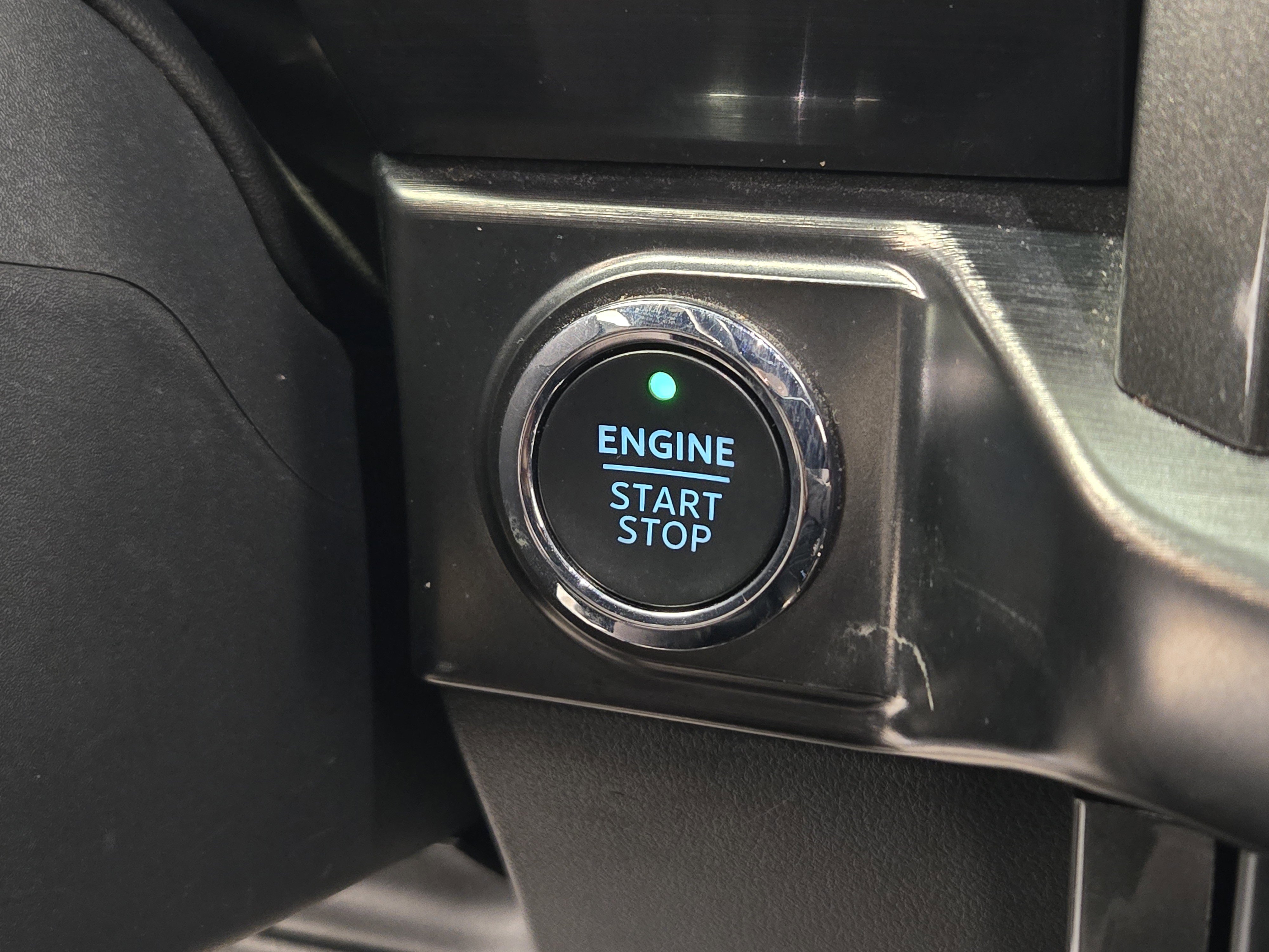 Certified 2023 Ford F150 Lariat w/ Equipment Group 502A High image 19