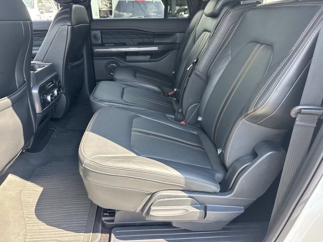 Certified 2022 Ford Expedition Max Platinum RWD image 18