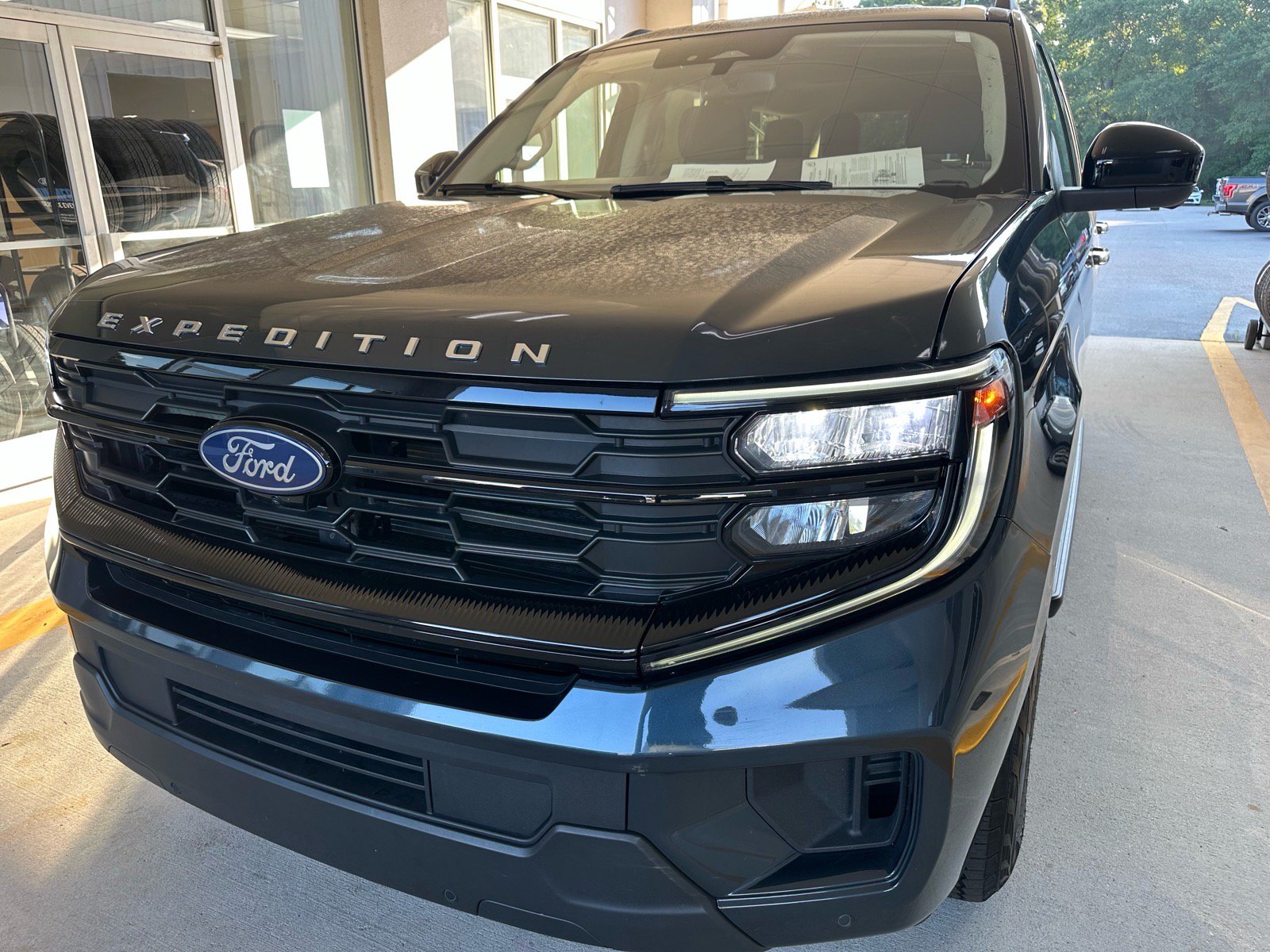 Certified 2025 Ford Expedition Active RWD image 2