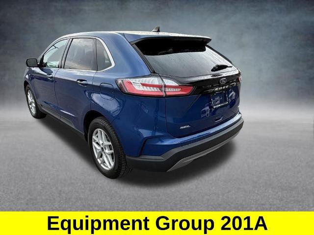 Certified 2024 Ford Edge SEL AWD/4WD image 3