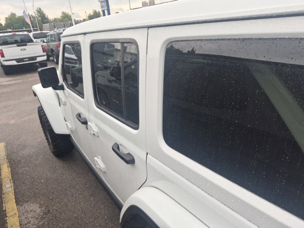 Used 2021 Jeep Wrangler Unlimited Rubicon w/ Trailer Tow Package AWD/4WD image 15