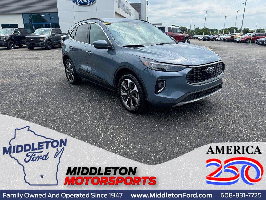 Certified 2023 Ford Escape Platinum w/ Premium Technology Package AWD/4WD video 1