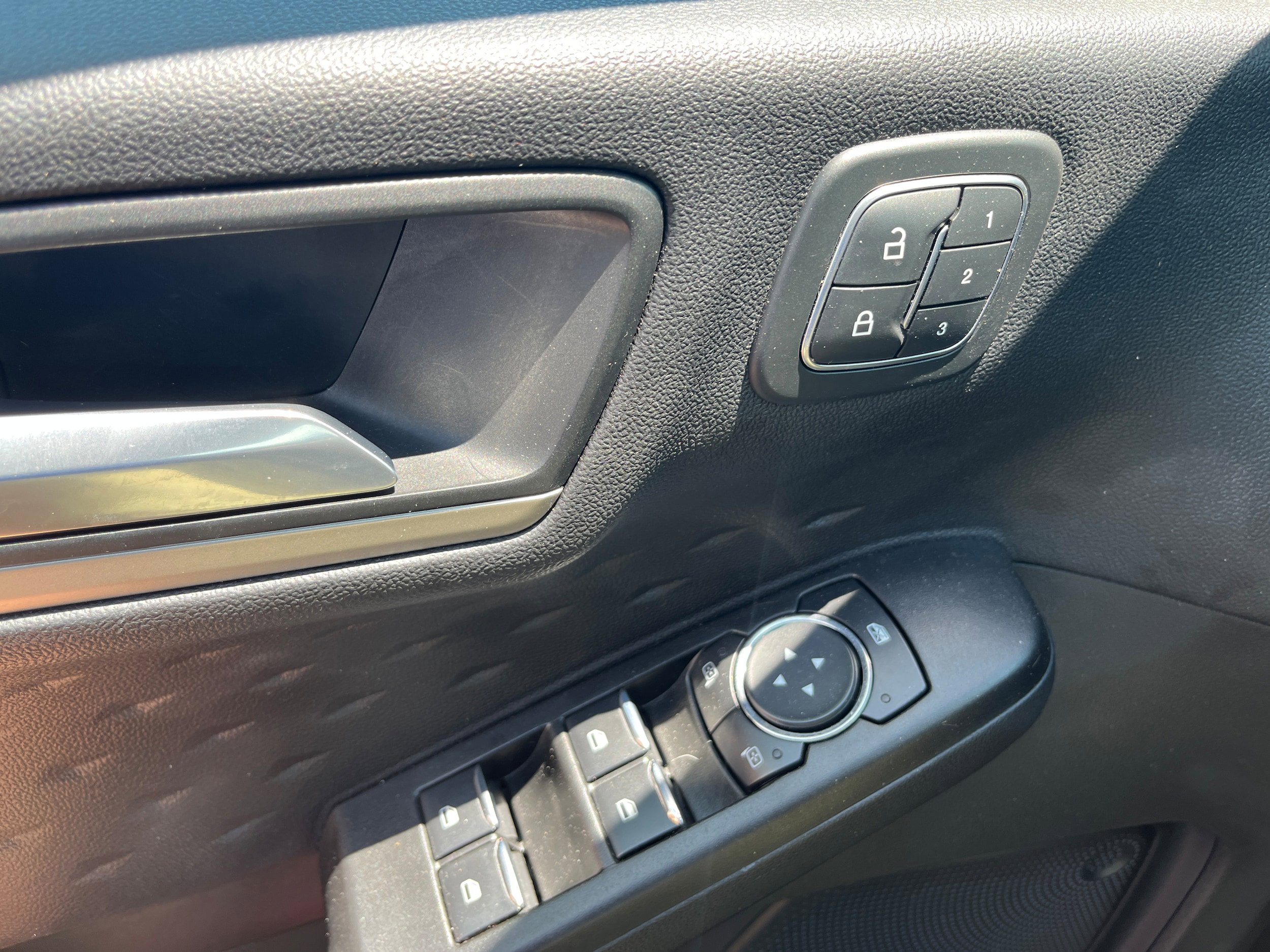 Certified 2020 Ford Escape SEL AWD/4WD image 21