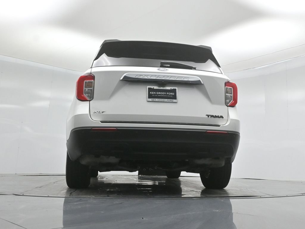 Certified 2024 Ford Explorer XLT RWD image 46