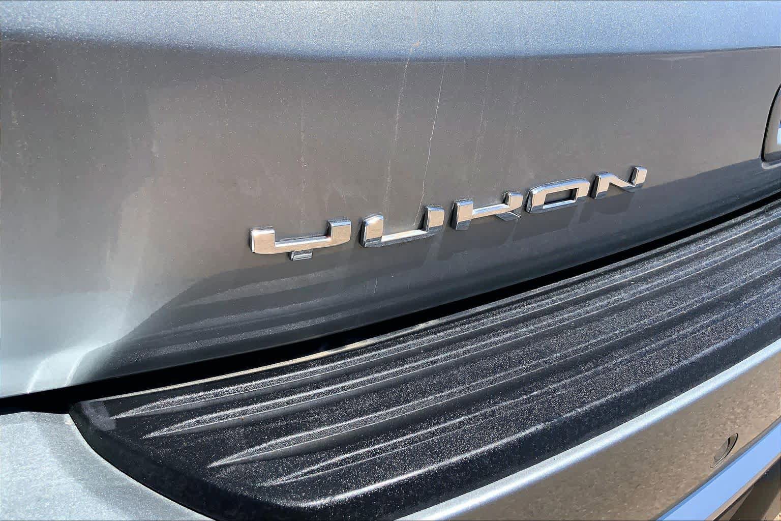 Used 2025 GMC Yukon Denali AWD/4WD image 31